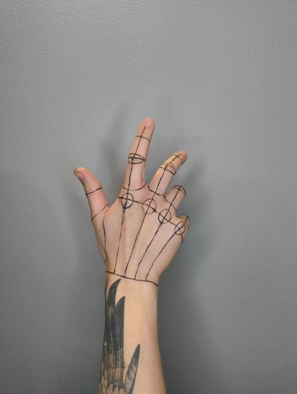 Fine Line piece, Thigh