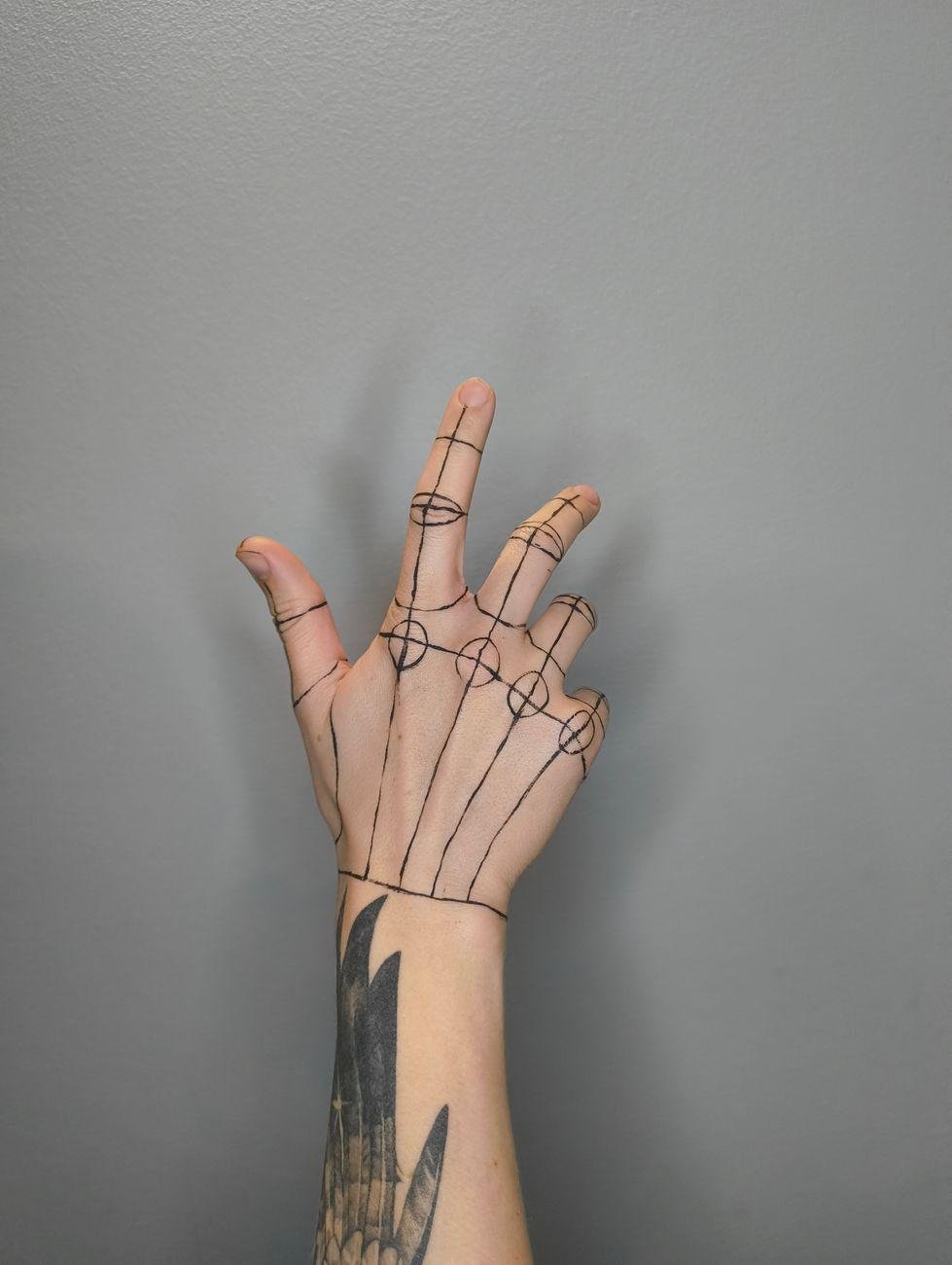Fine Line piece, Thigh