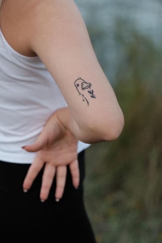 Minimalist piece, Back
